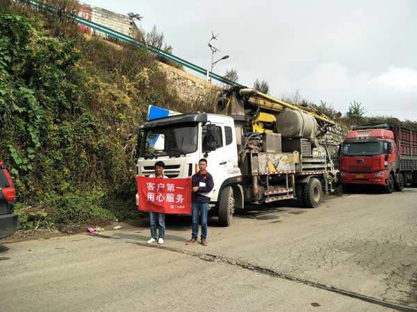 混凝土泵车